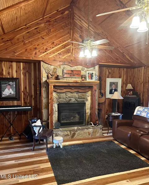 1179 S Jackson Cv, Terry, MS 39170 photo 9