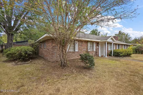 5901 Medallion Dr, Jackson, MS 39211 photo 3