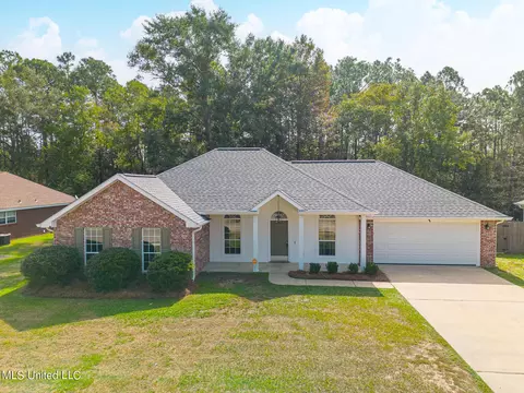 14906 Loveless Dr, Gulfport, MS 39503