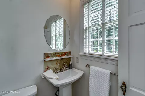 1804 St Ann St, Jackson, MS 39202 photo 30