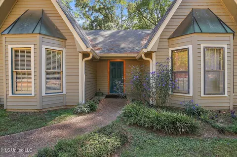 1479 Tracewood Dr, Jackson, MS 39211 photo 4