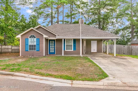 101 Eagle Dr, Brandon, MS 39047