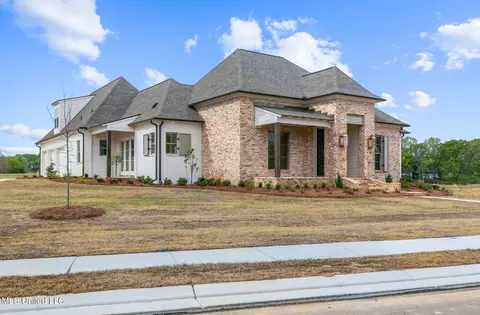 209 Parke Dr, Ridgeland, MS 39157