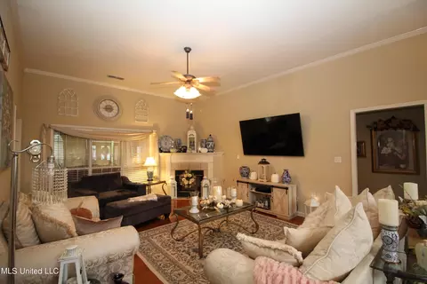 1541 Mason Dr, Hernando, MS 38632 photo 2