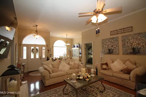 1541 Mason Dr, Hernando, MS 38632 photo 5