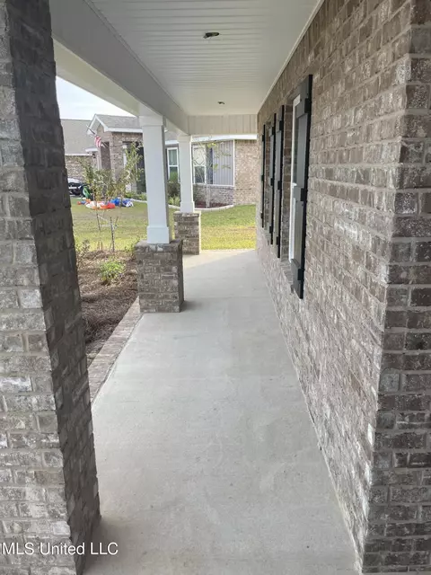 1074 Enclave Cir, Long Beach, MS 39560 photo 2