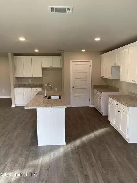 1074 Enclave Cir, Long Beach, MS 39560 photo 14
