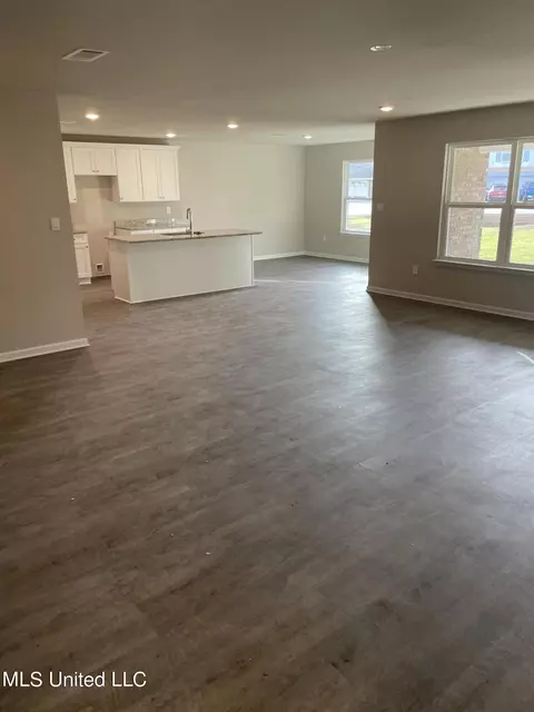 1074 Enclave Cir, Long Beach, MS 39560 photo 12