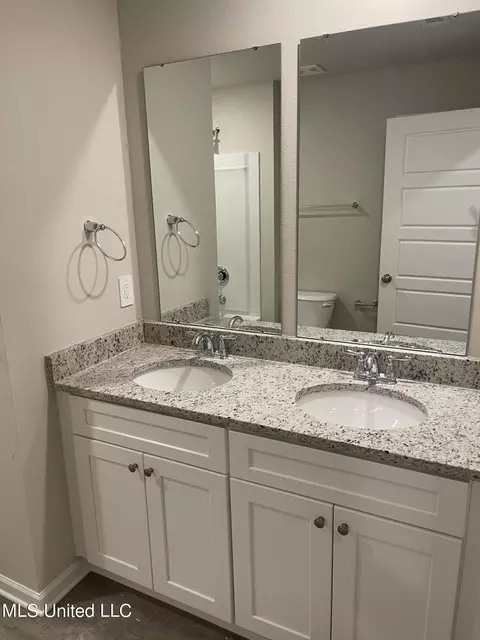 1074 Enclave Cir, Long Beach, MS 39560 photo 6