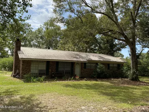 7904 Jason Dr, Moss Point, MS 39562 photo 3