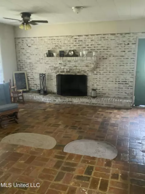7904 Jason Dr, Moss Point, MS 39562 photo 25