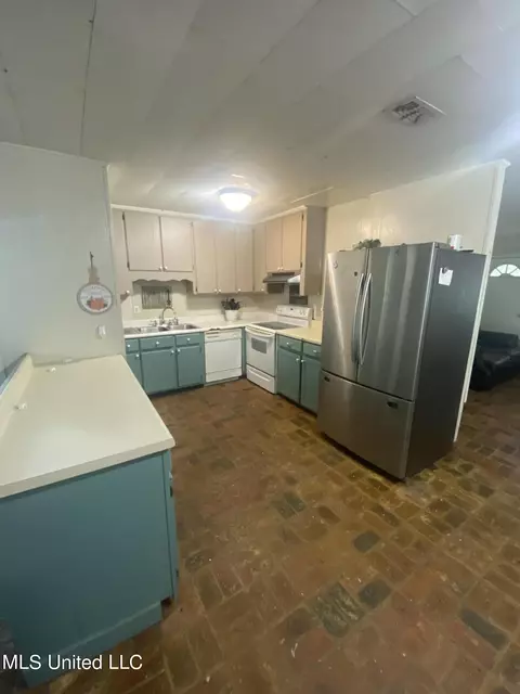7904 Jason Dr, Moss Point, MS 39562 photo 30