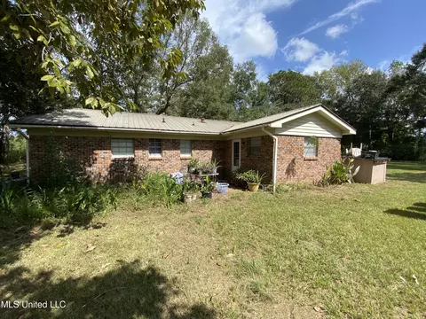7904 Jason Dr, Moss Point, MS 39562 photo 8