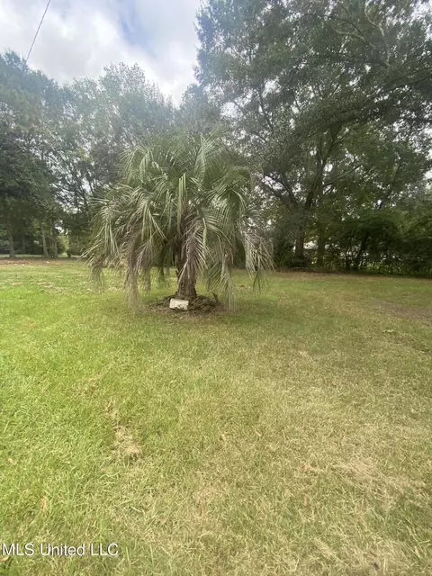 7904 Jason Dr, Moss Point, MS 39562 photo 12