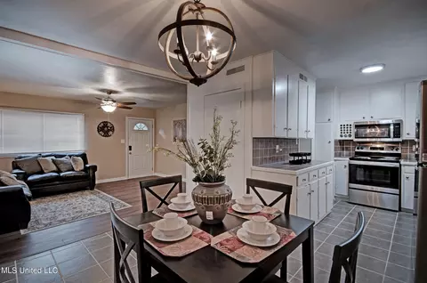 3256 Suncrest Dr, Jackson, MS 39212 photo 6