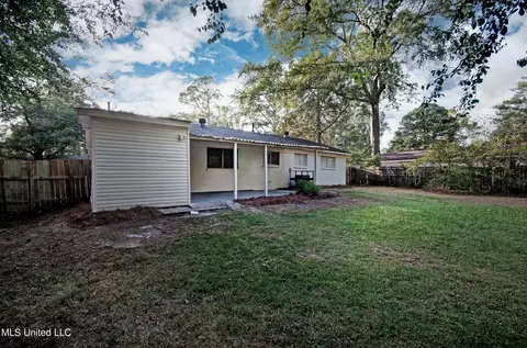3256 Suncrest Dr, Jackson, MS 39212 photo 10