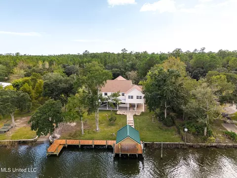 25034 Arcadia Farm Rd, Pass Christian, MS 39571