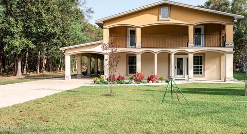 16078 Phifer Ln, Gulfport, MS 39503
