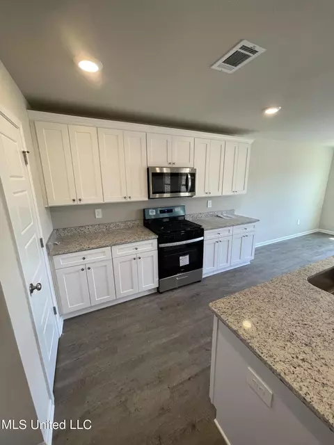 2002 Pettits Ln, Long Beach, MS 39560 photo 16