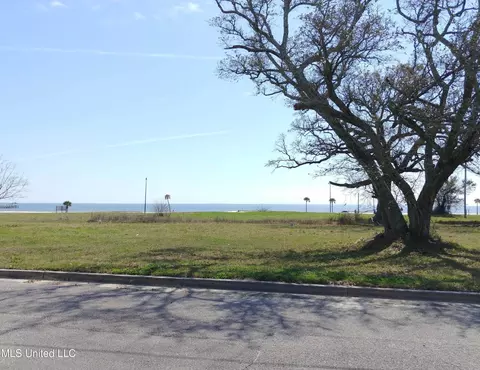 4116 Finley St, Gulfport, MS 39501