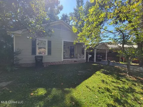 611 W President Ave, Greenwood, MS 38930