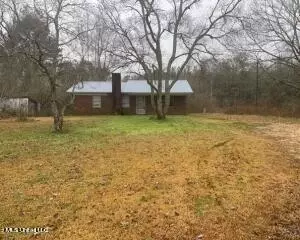 275 Waters Rd, Mount Olive, MS 39119