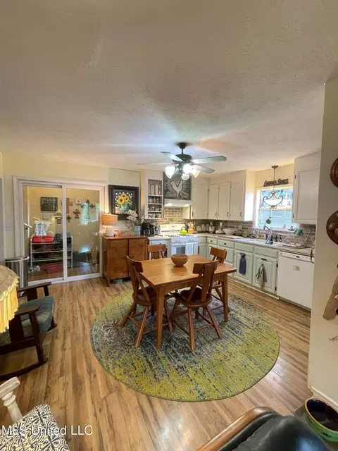 6203 Terry Rd, Byram, MS 39170 photo 12