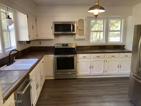 4211 Wheeler Rd, Hernando, MS 38632 photo 8