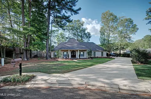 311 Rail Spike Rd, Brandon, MS 39042