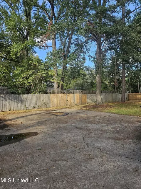 5022 Old Canton Rd, Jackson, MS 39211 photo 3