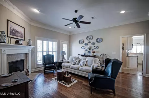 151 Tradition Pkwy, Flowood, MS 39232 photo 8