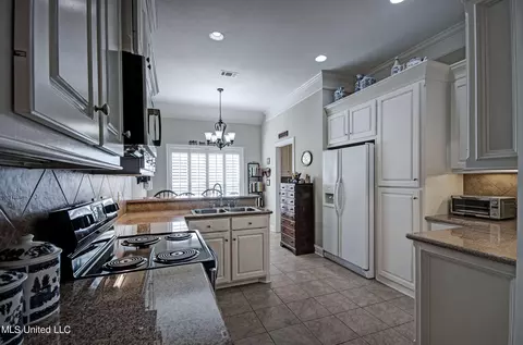 151 Tradition Pkwy, Flowood, MS 39232 photo 9