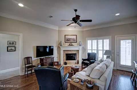 151 Tradition Pkwy, Flowood, MS 39232 photo 6