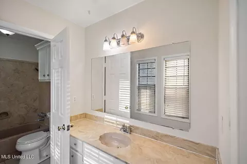 5214 Sycamore Dr, Jackson, MS 39212 photo 16