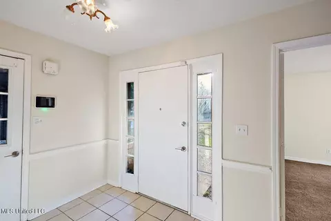 5214 Sycamore Dr, Jackson, MS 39212 photo 5