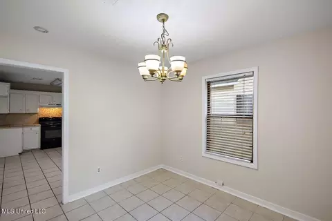 5214 Sycamore Dr, Jackson, MS 39212 photo 10