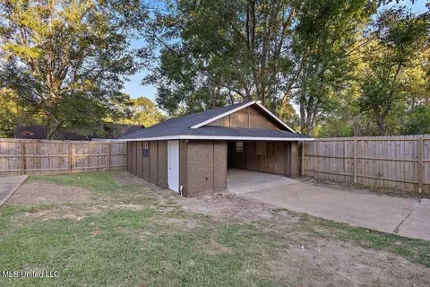5214 Sycamore Dr, Jackson, MS 39212 photo 29
