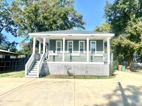 185 Bellman, Biloxi, MS 39530