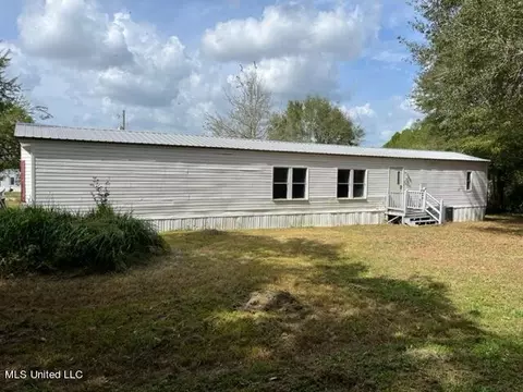 20006 Savage Ln, Saucier, MS 39574 photo 4