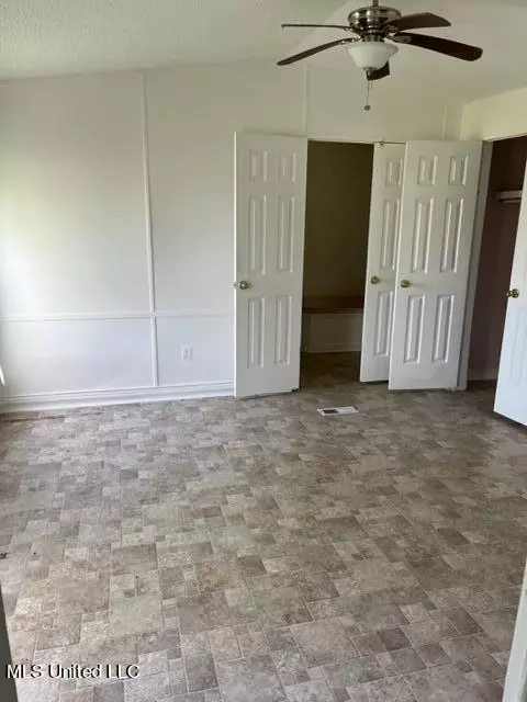 20006 Savage Ln, Saucier, MS 39574 photo 9