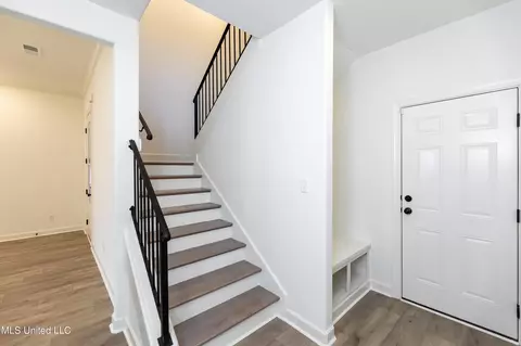 Entry Way - 3501 Hatton Dr, Nesbit, MS 38651 photo 1 of 1