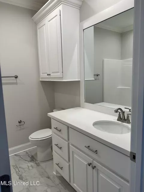 597 E Park St, Canton, MS 39046 photo 9