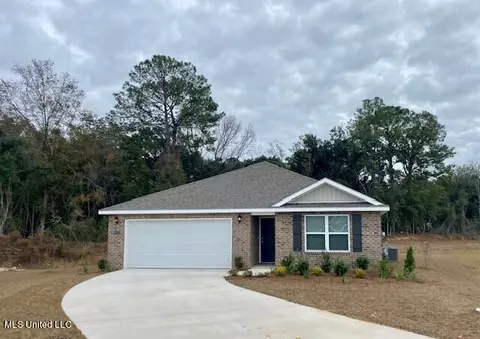 18172 Beechwood Cv, Gulfport, MS 39503