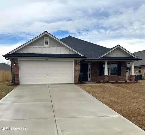 5923 Uselton Dr, Southaven, MS 38672