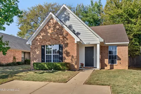 5329 Bradley Ln, Southaven, MS 38671