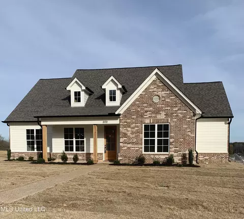 2172 Laughter Rd, Nesbit, MS 38651