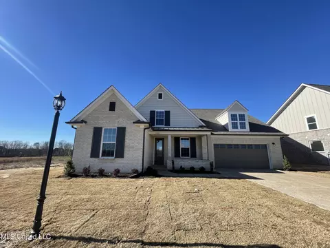 13581 Birch Bnd, Olive Branch, MS 38654