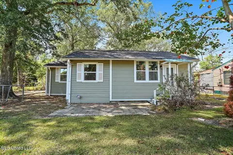 127 Cooperhurst Rd, Pearl, MS 39208