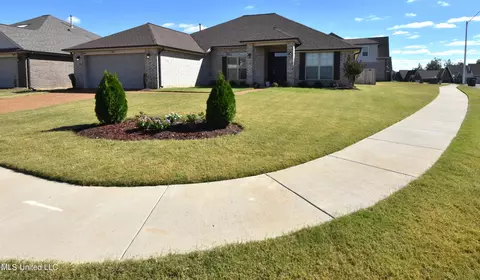 3432 Sabra Ln, Southaven, MS 38672