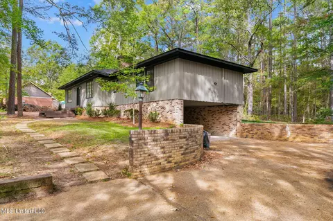 222 Matthew Dr, Brandon, MS 39042 photo 5